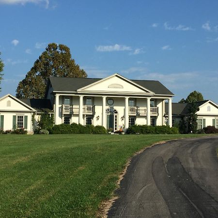 The B & B At Queenslake Midway Kültér fotó